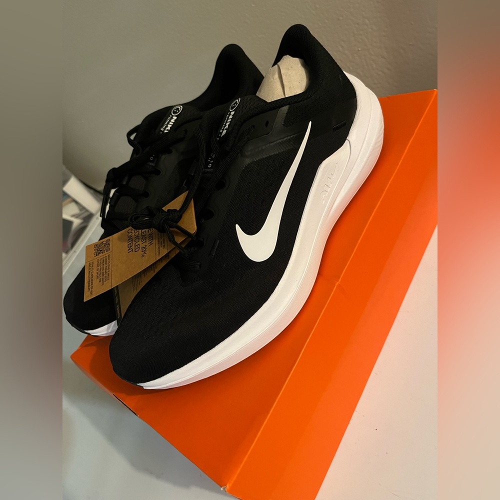 Nike Air Winflo 10